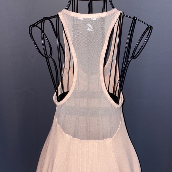 NWOT.  Women’s spaghetti strap dress. Size small. - Picture 3 of 5